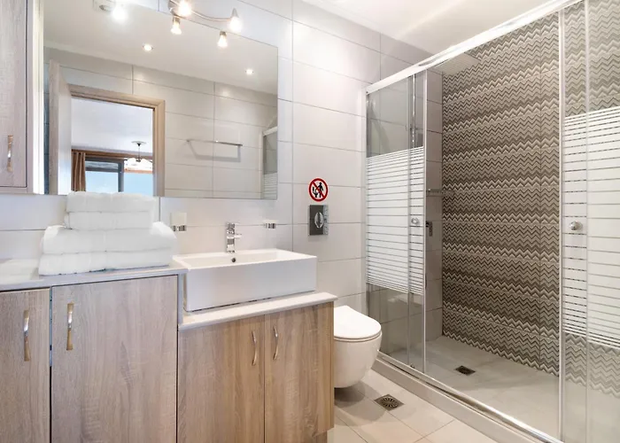 Goudis Iro * Lefkáda